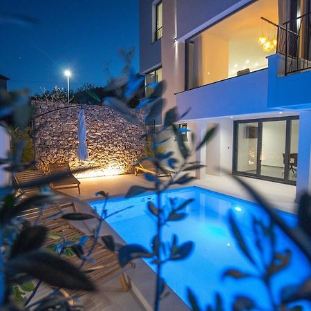 Villa Sea Silhouette Zman Exterior photo
