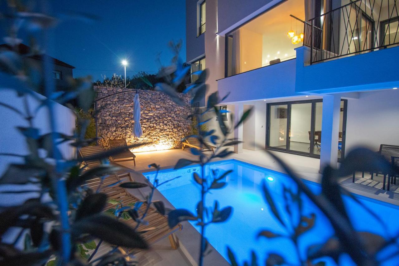 Villa Sea Silhouette Zman Exterior photo